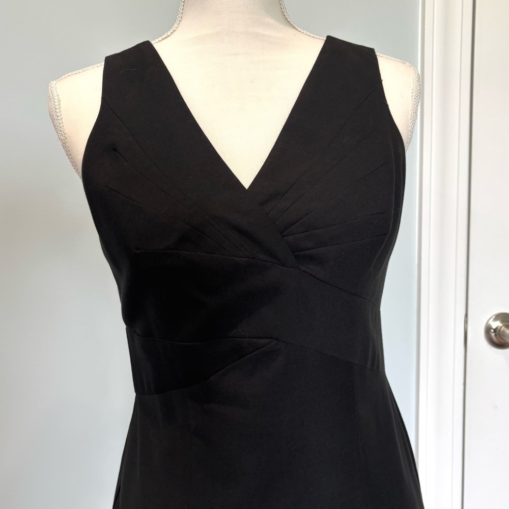 Ann Taylor Sheath Ruching Bodice Little Black Dress Fully Lined Size 2 Petite